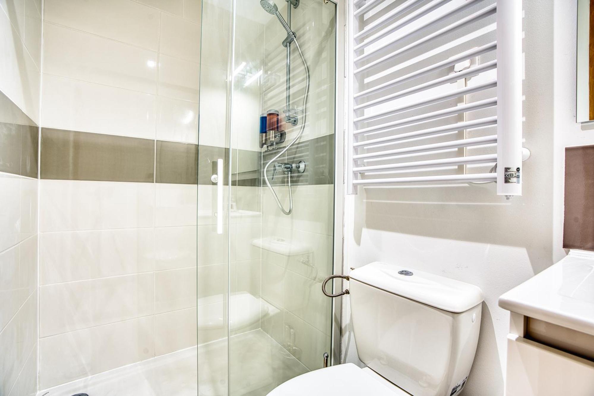 Les Hourtous Netflix Wi-Fi Fibre Terasse 4 Pers Apartment Banassac ภายนอก รูปภาพ