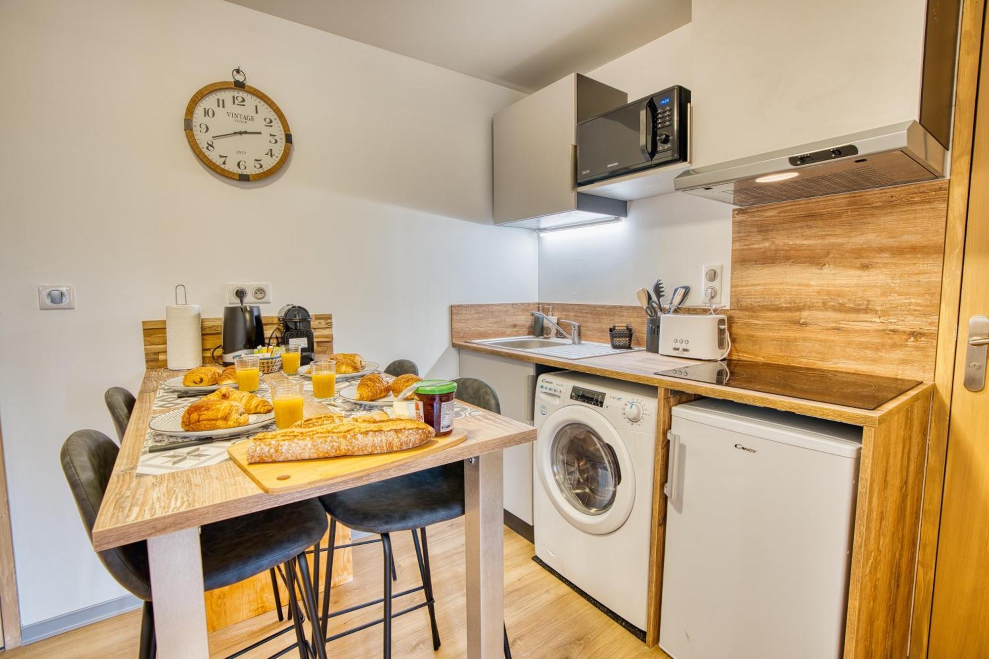 Les Hourtous Netflix Wi-Fi Fibre Terasse 4 Pers Apartment Banassac ภายนอก รูปภาพ
