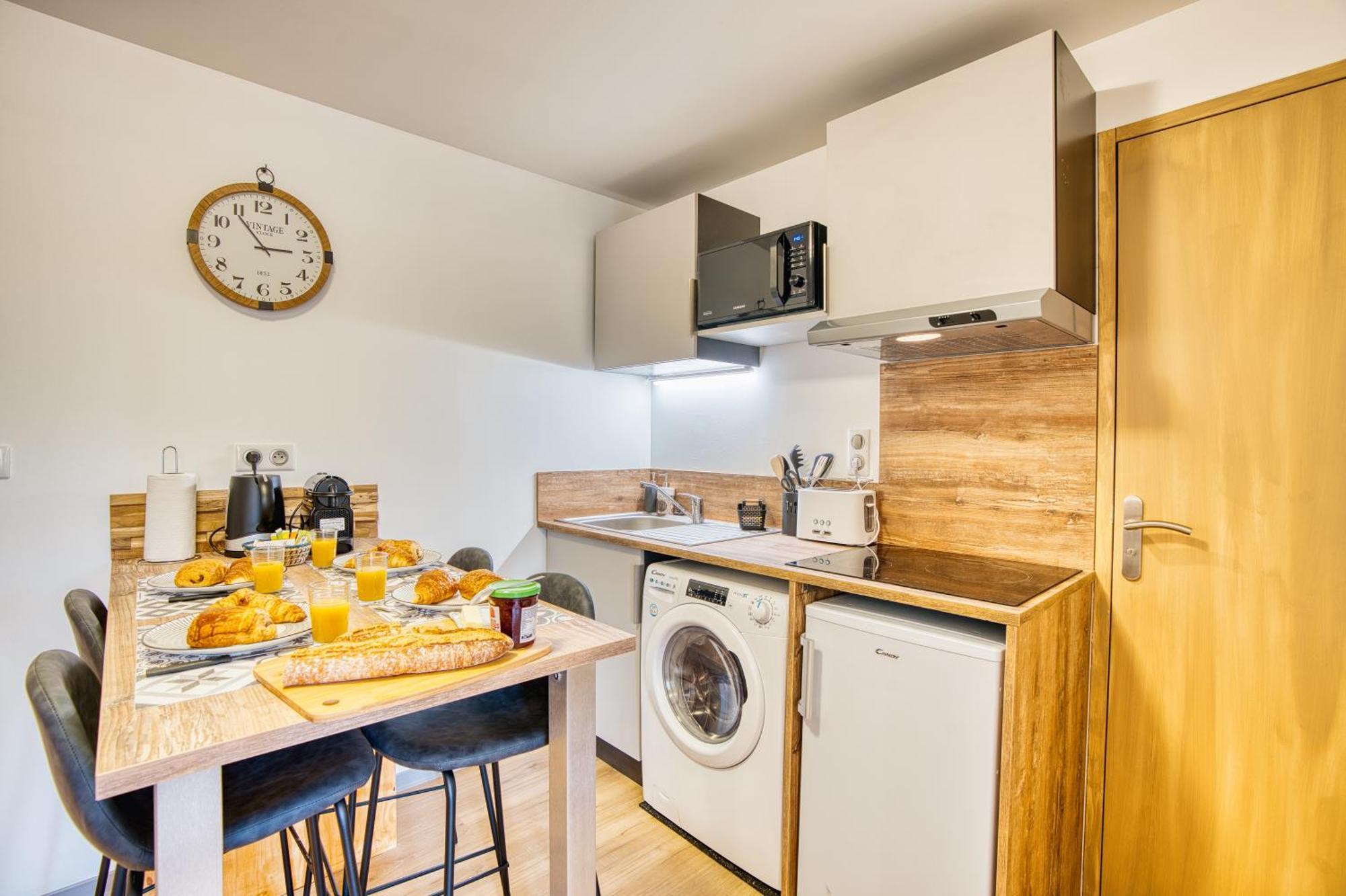 Les Hourtous Netflix Wi-Fi Fibre Terasse 4 Pers Apartment Banassac ภายนอก รูปภาพ